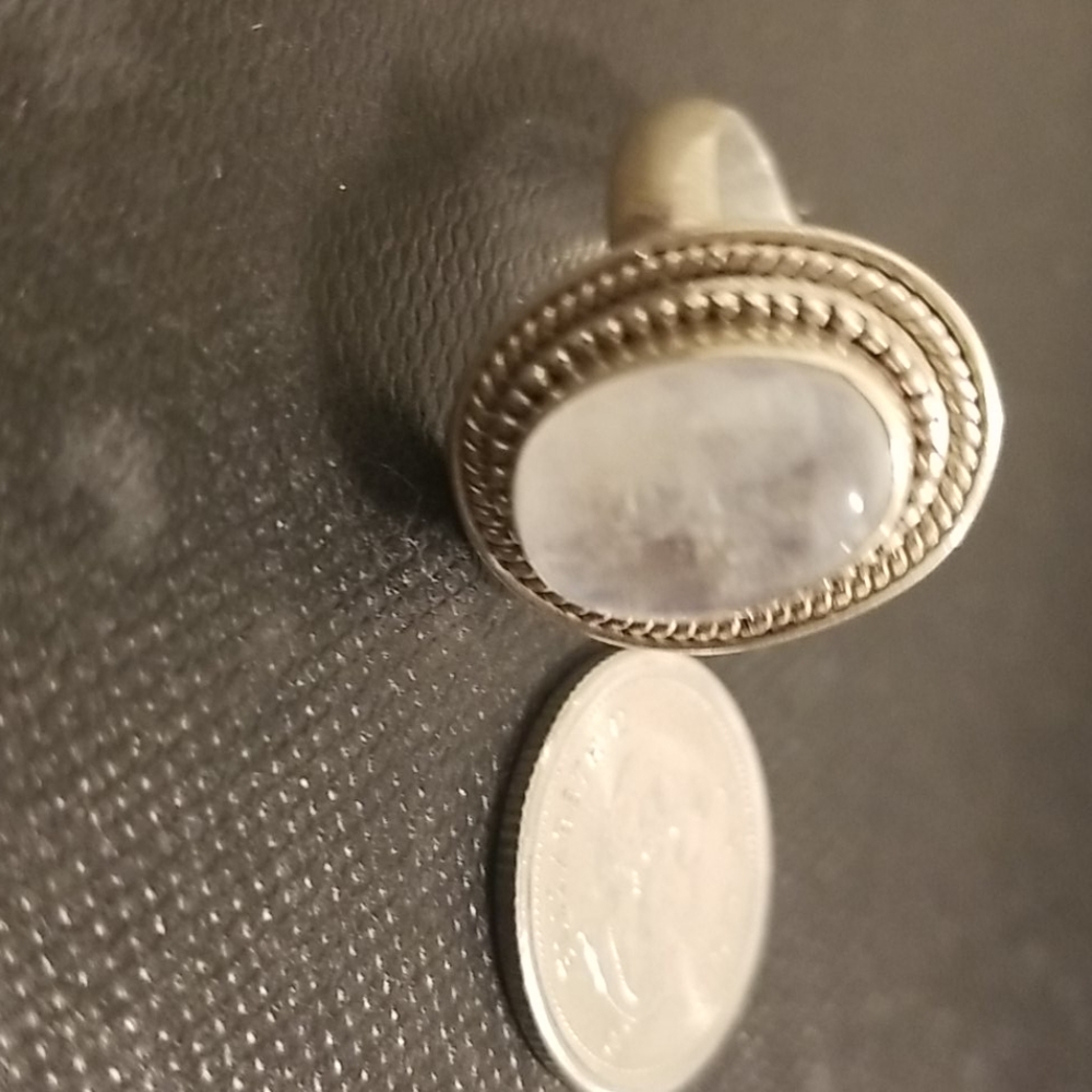 Moonstone ring. - Picture 2 of 4